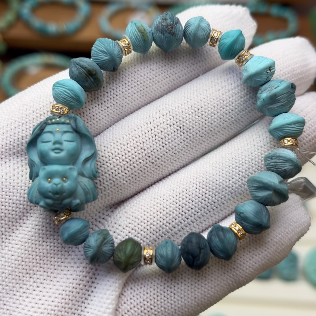 绿松石未镶嵌珠宝奇石雾霾蓝手串