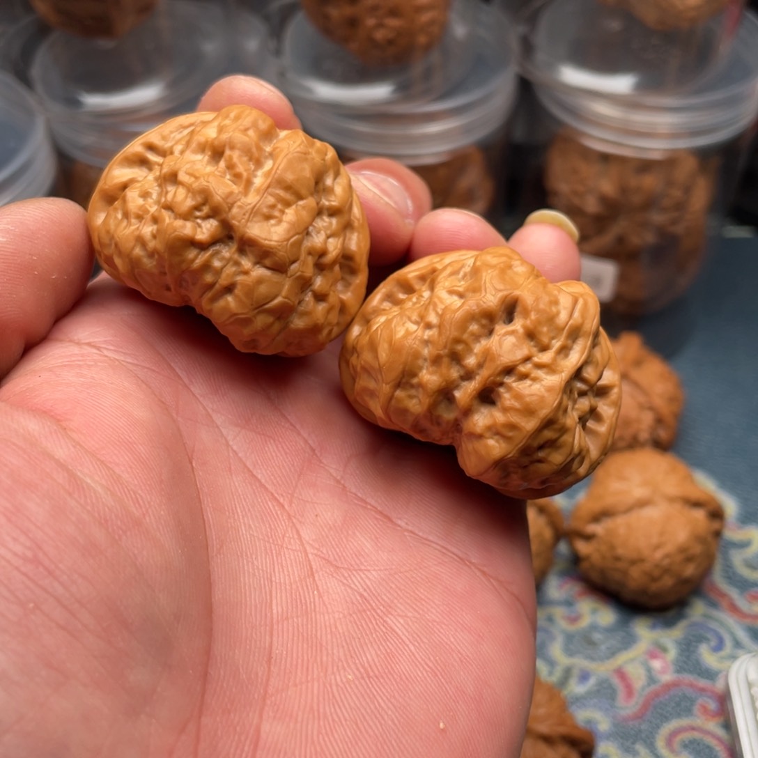 文玩核桃把件蛤蟆头