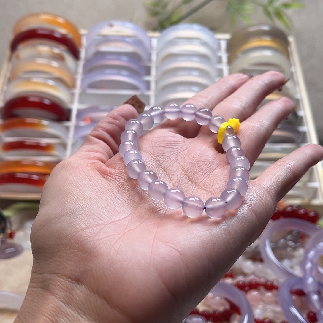 半****玛瑙/玉髓未镶嵌手镯