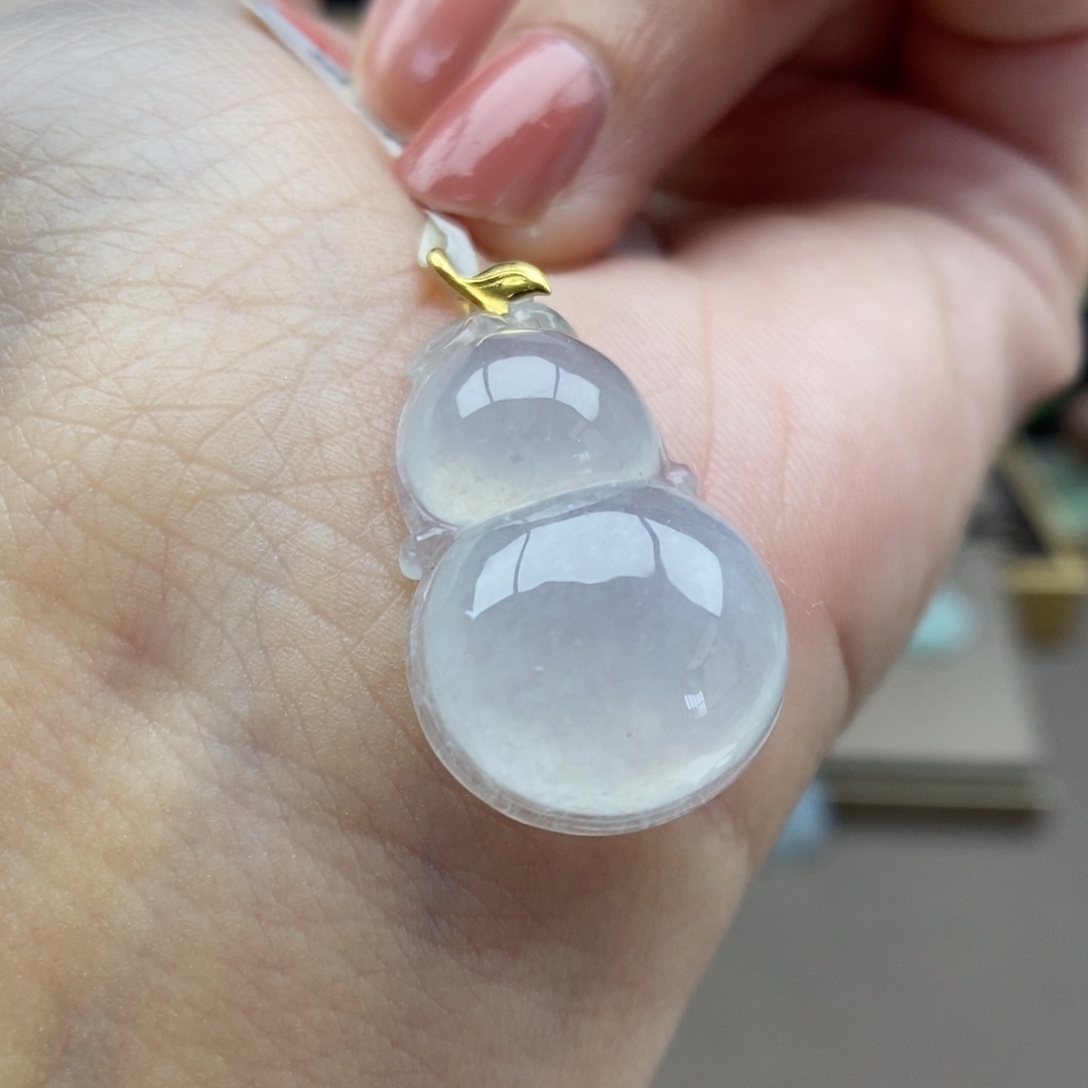 翡翠18K金镶嵌颈饰吊坠123