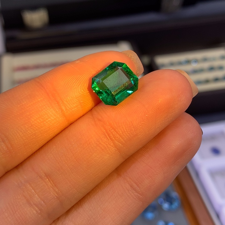 祖母绿裸石未镶嵌4.53