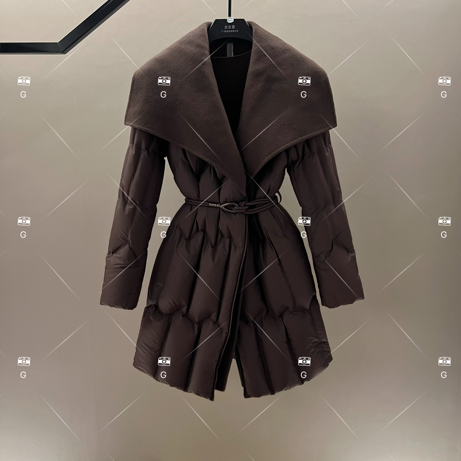 【娜娜】秋冬气质小香风时尚设计师中长款羽绒服 GS-57636