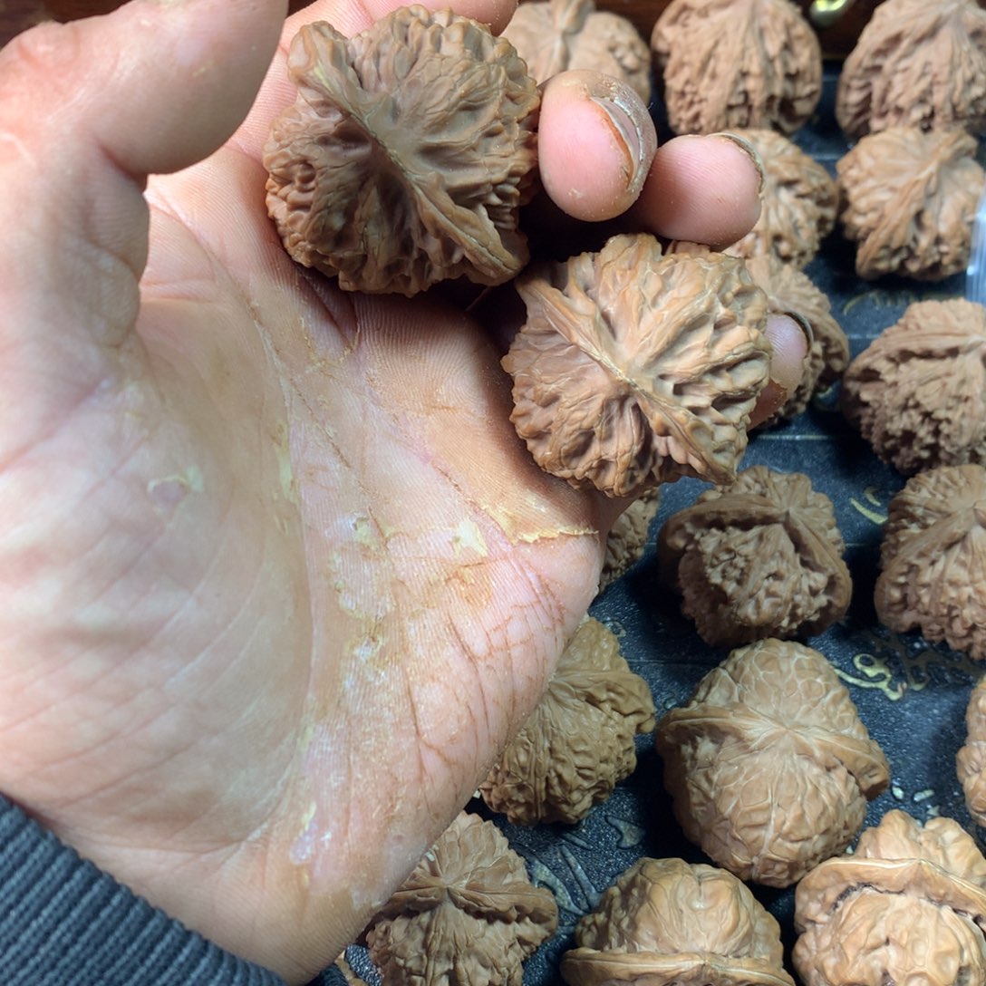 猴头核桃吊坠文玩核桃玉玺宫灯狮子头45