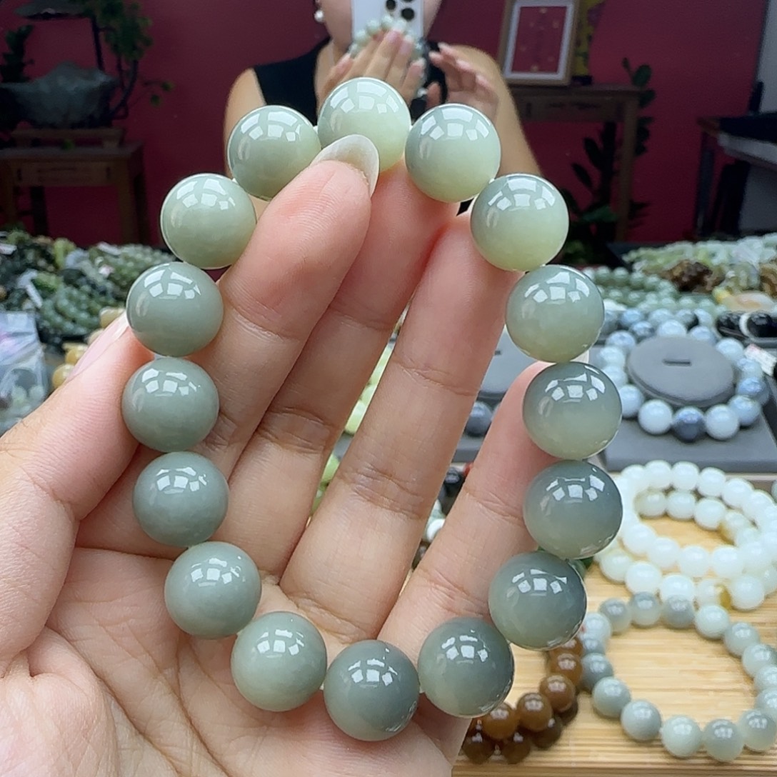 九***界未镶嵌手链和田玉