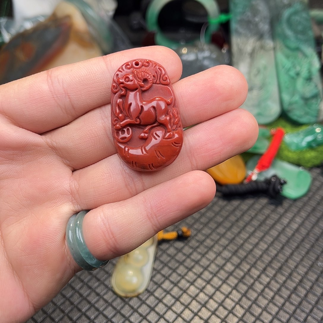 石英质玉（非洲翠）未镶嵌手链