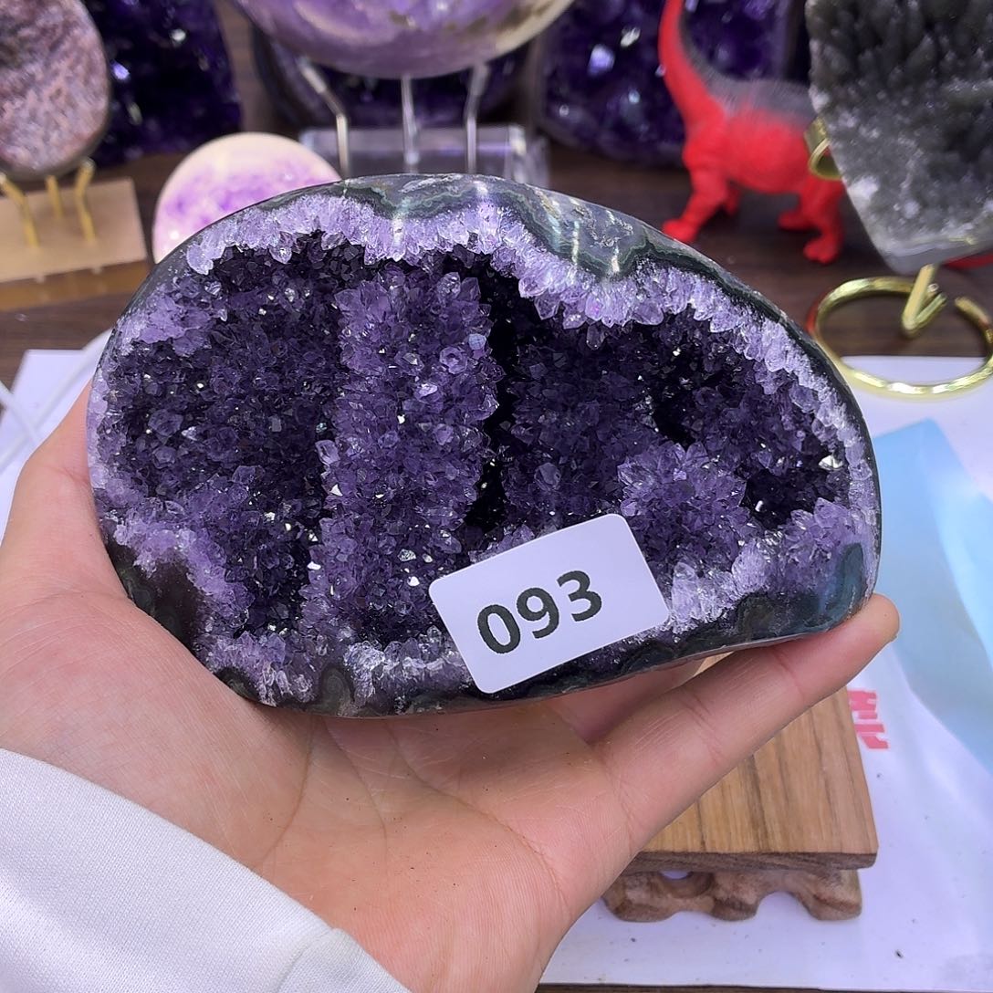 未镶嵌大型摆件（非配饰）紫晶