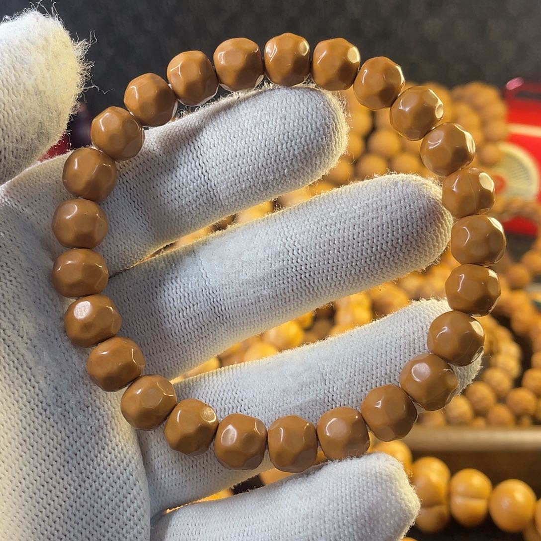 吊坠猴头核桃小奶酪手串