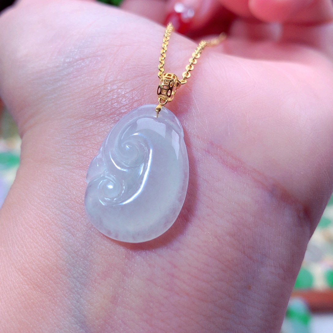 翡翠吊坠(不含链)18K金镶嵌