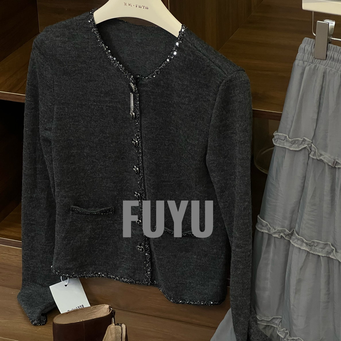 FUYU 复屿服饰高级亮片风毛针织衫轻奢气质圆领