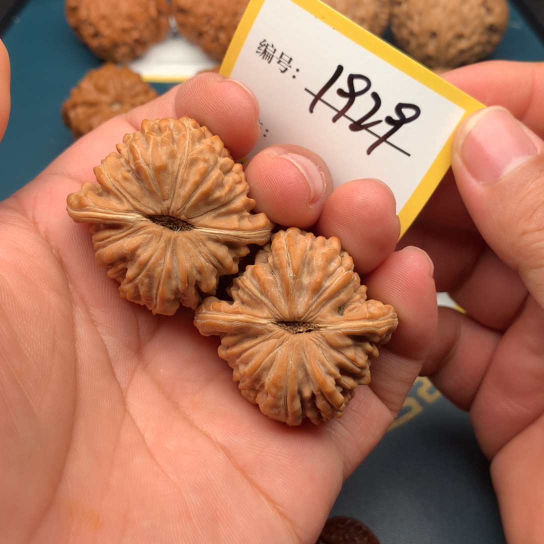 把件文玩核桃40全品四座楼1929
