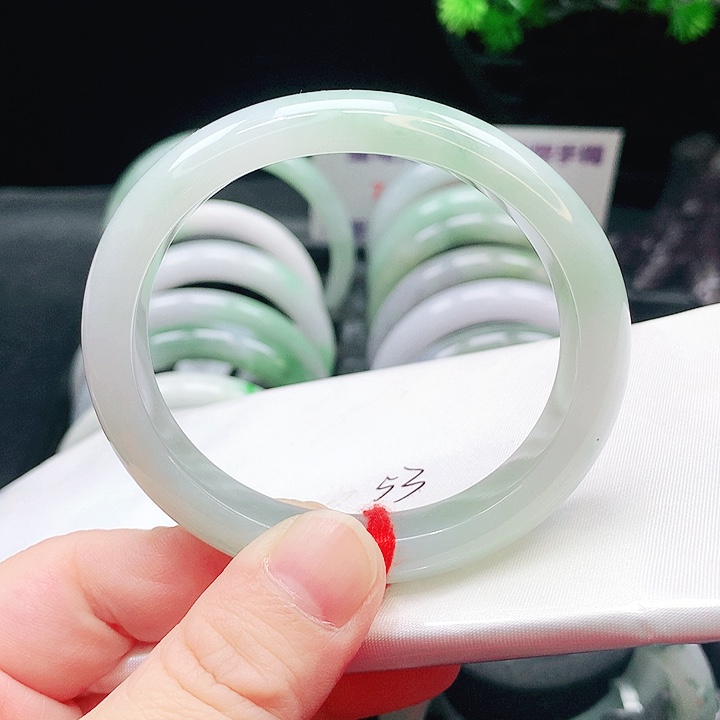 翡翠未镶嵌手镯46