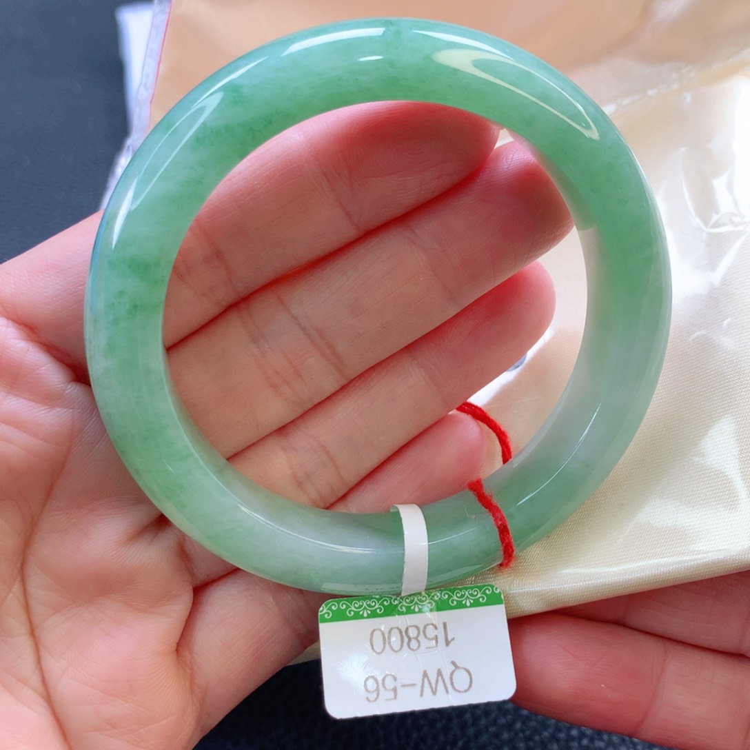 翡翠手镯未镶嵌56正