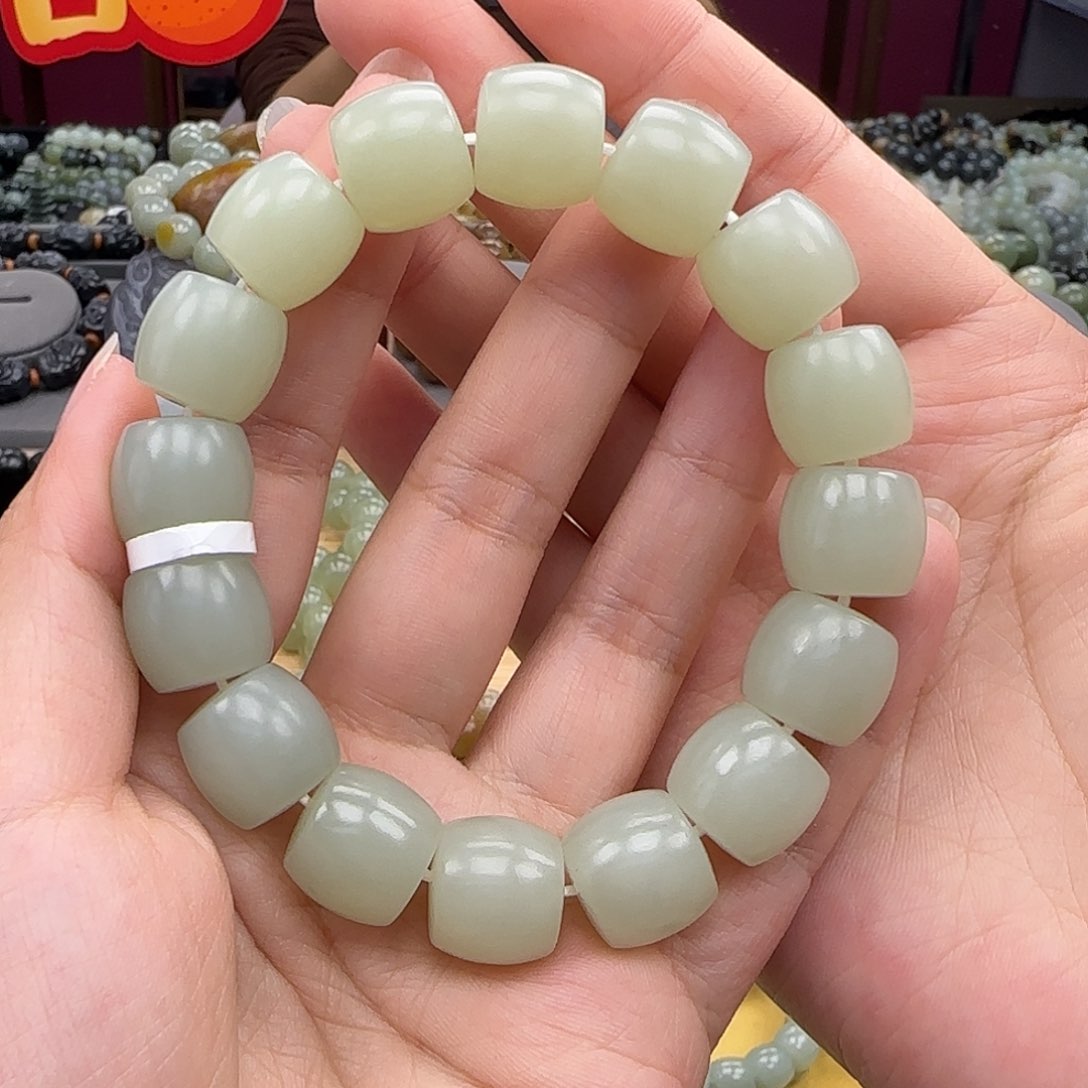 和田玉手链未镶嵌