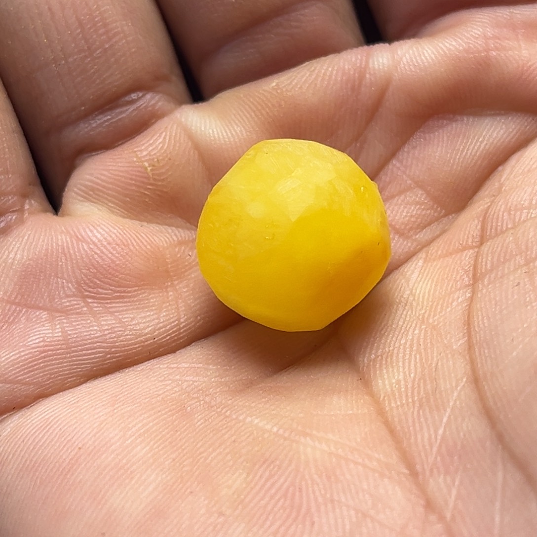 相***我琥珀未镶嵌裸石蜜蜡定制圆珠