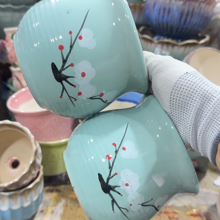 凑9块包邮，有孔，不清楚问客服