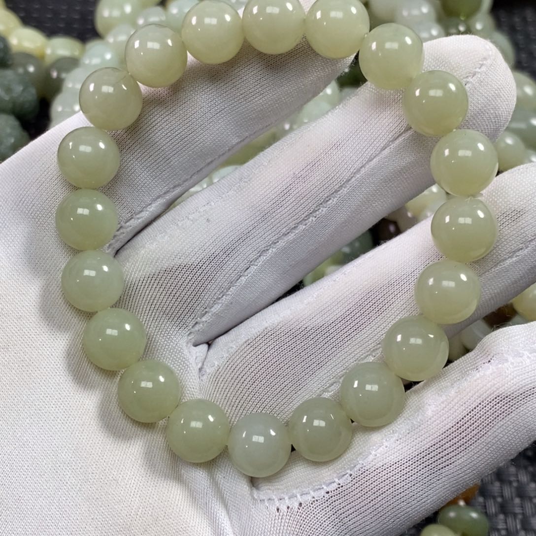 和田玉手链未镶嵌