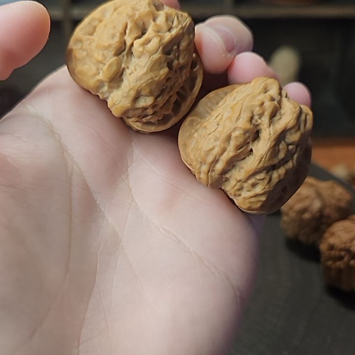 文玩核桃吊坠37蛤蟆头