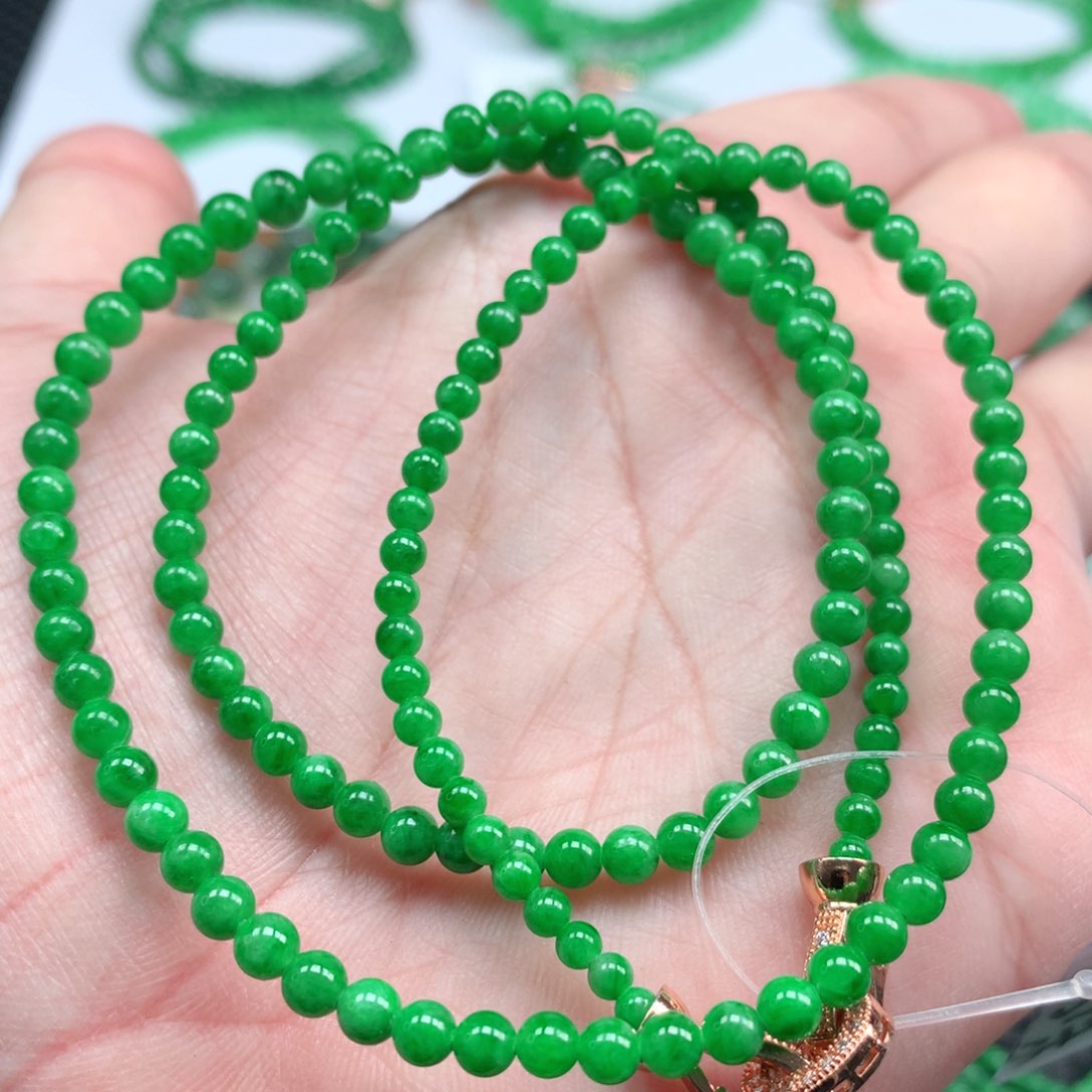 翡翠手链未镶嵌翡翠