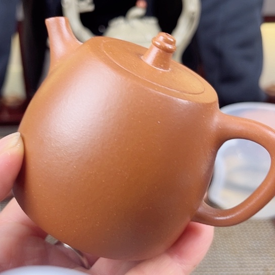 紫砂茶壶今天的天气好