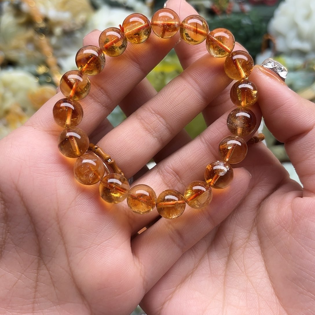 海***诺蛇纹石玉未镶嵌颈饰