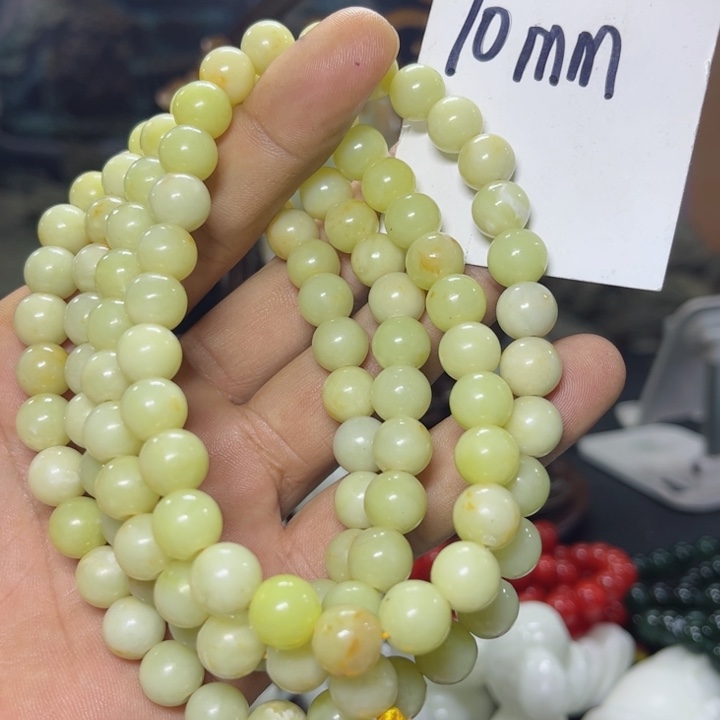 蛇纹石玉项链未镶嵌