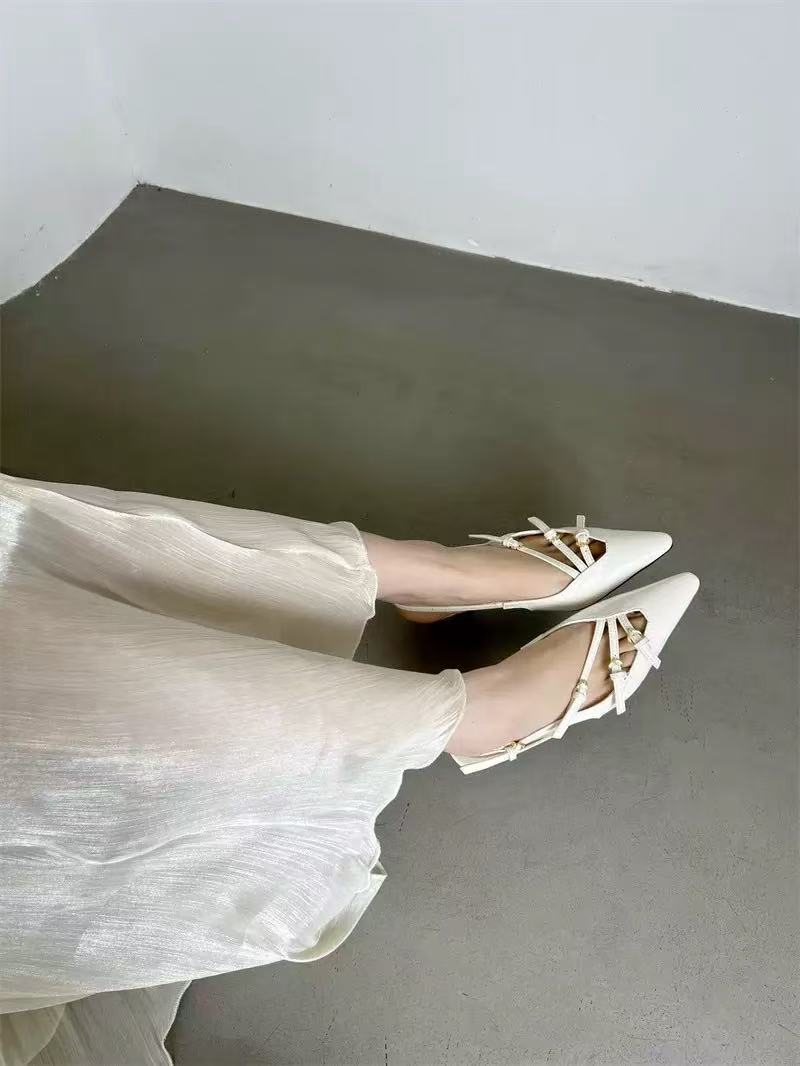 裸色高跟鞋女2025新款气质小众设计感一字扣带包头凉鞋尖头细跟