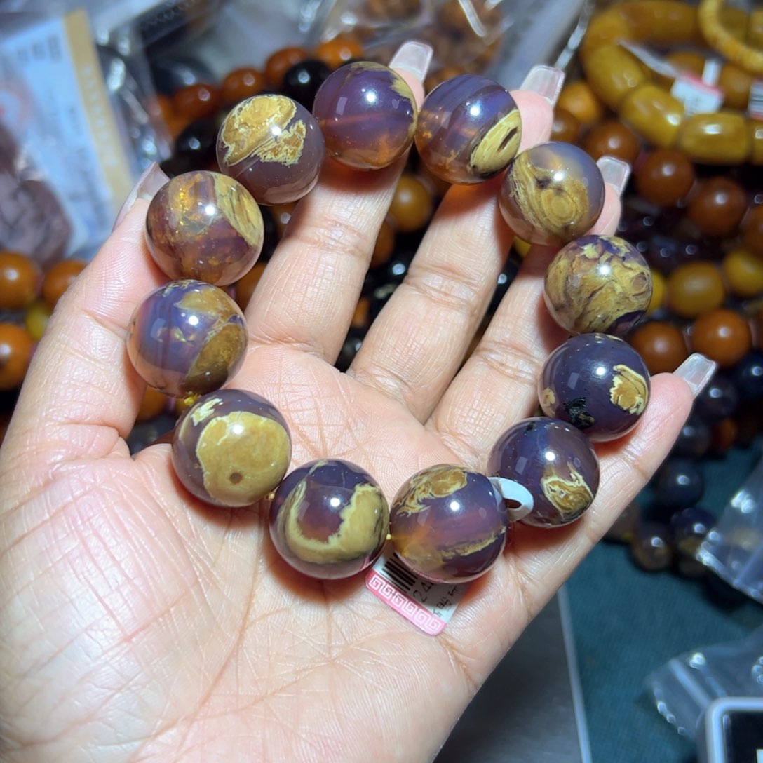 琥珀珠宝奇石未镶嵌383