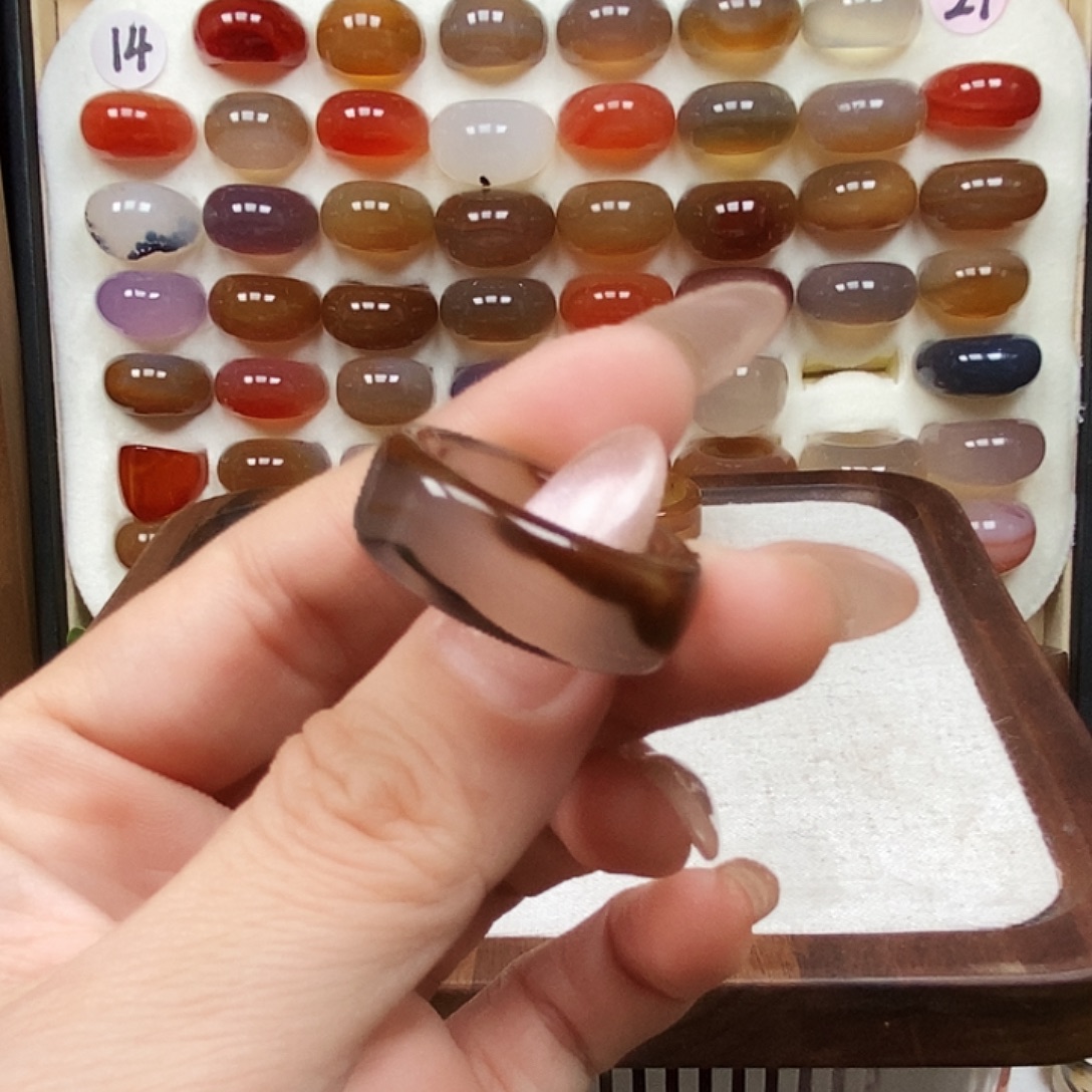 毛***毛玛瑙/玉髓未镶嵌戒指