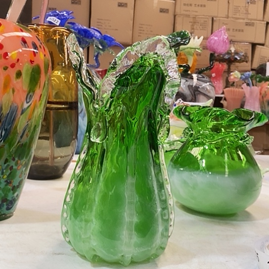 琉璃花瓶高26厘米口径8厘米