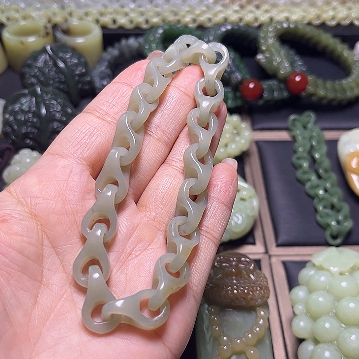 未镶嵌和田玉挂件