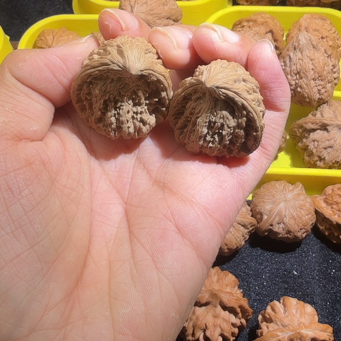 吊坠文玩核桃塔尖异形