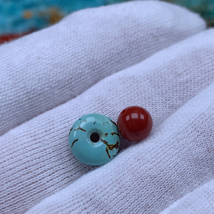 南红玛瑙未镶嵌珠宝奇石