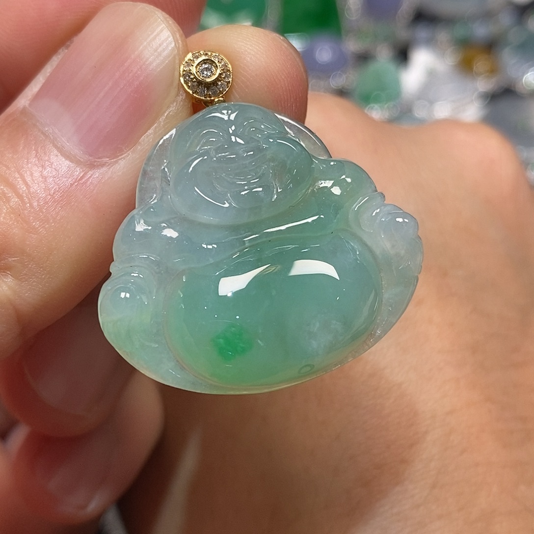 颈饰18K金镶嵌翡翠佛公