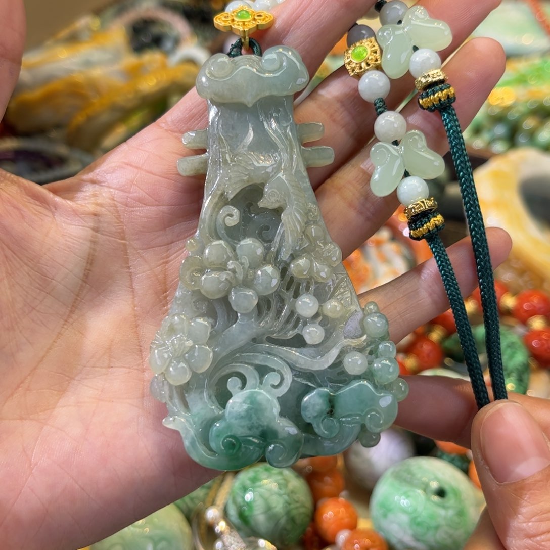 翡翠颈饰未镶嵌待编款