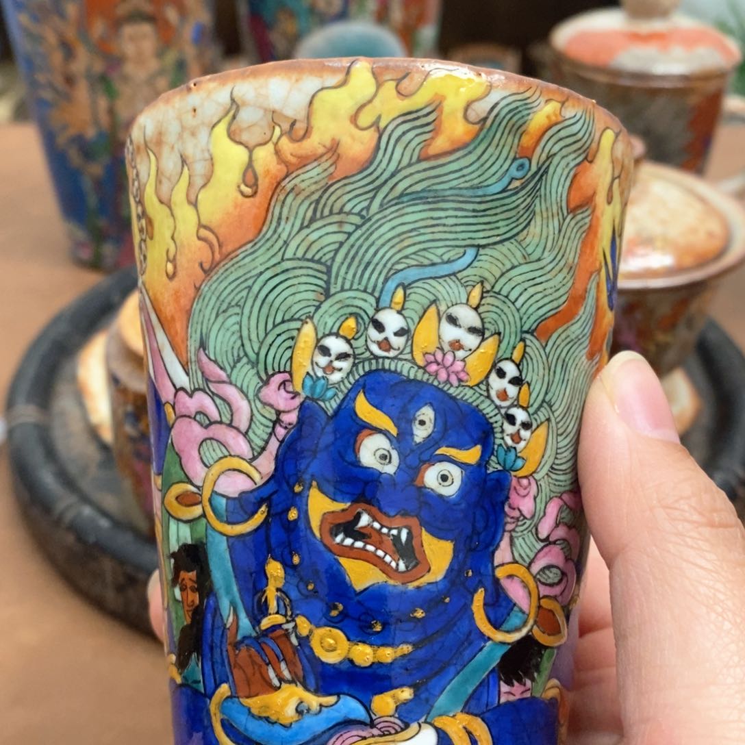 手工手绘六臂大黑天茶杯