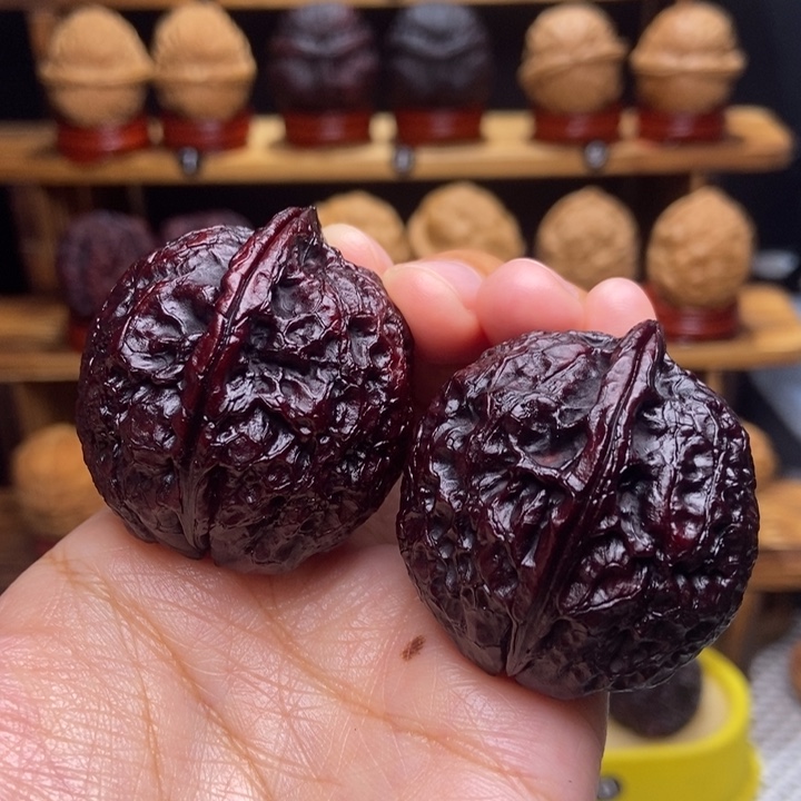 文玩核桃吊坠二龙9