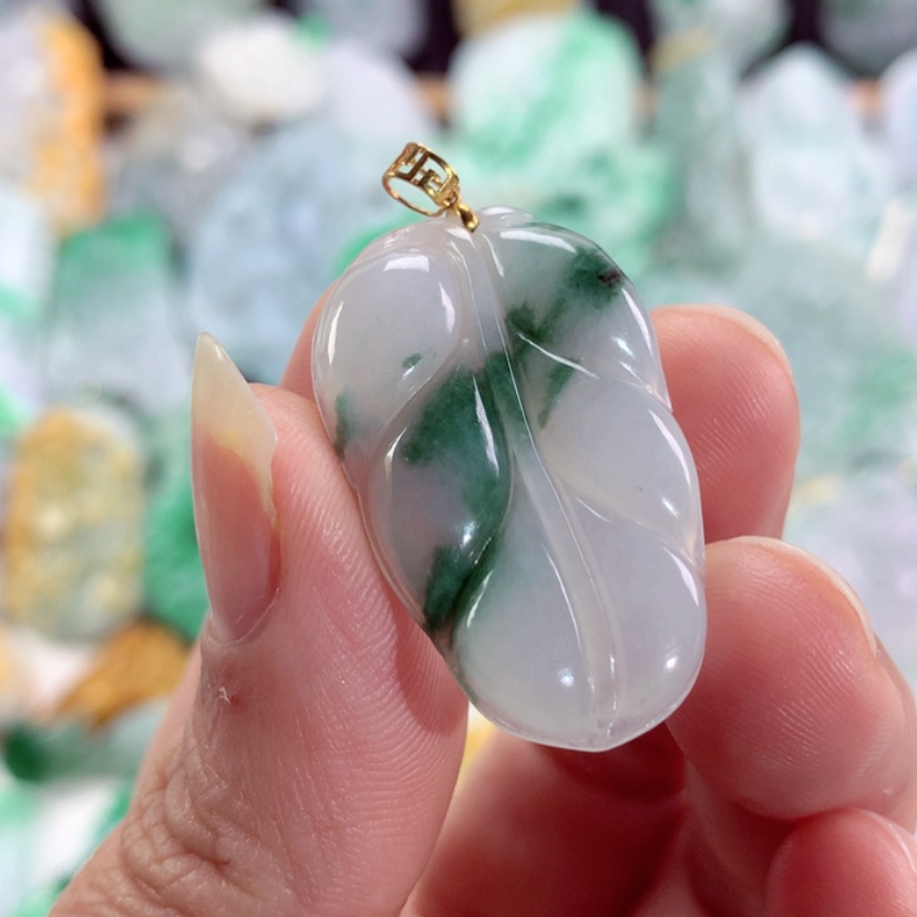 【闪购商品】翡翠吊坠(不含链)未镶嵌