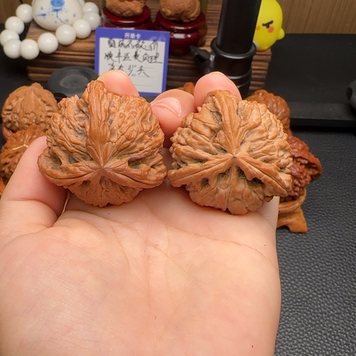 把件文玩核桃白狮子三棱 37尺寸