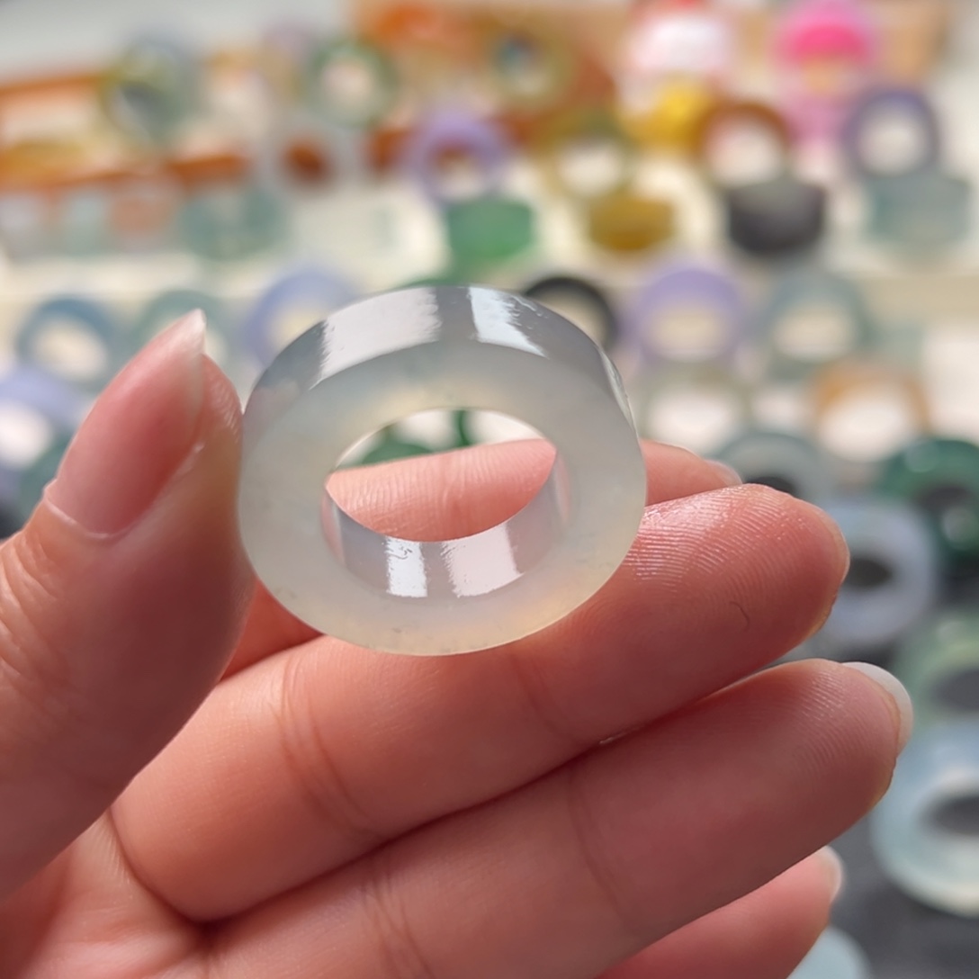 定制翡翠未镶嵌素圈11/18