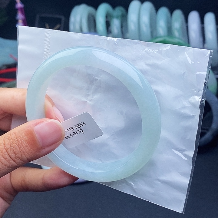 翡翠手镯未镶嵌55.4天然缅甸翡翠手镯