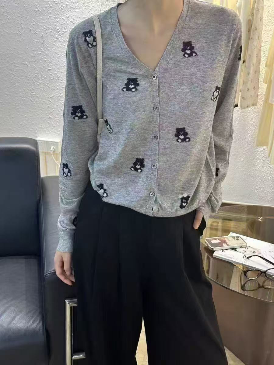 V领修身型早秋时尚刺绣提花夏季毛针织衫衫3097