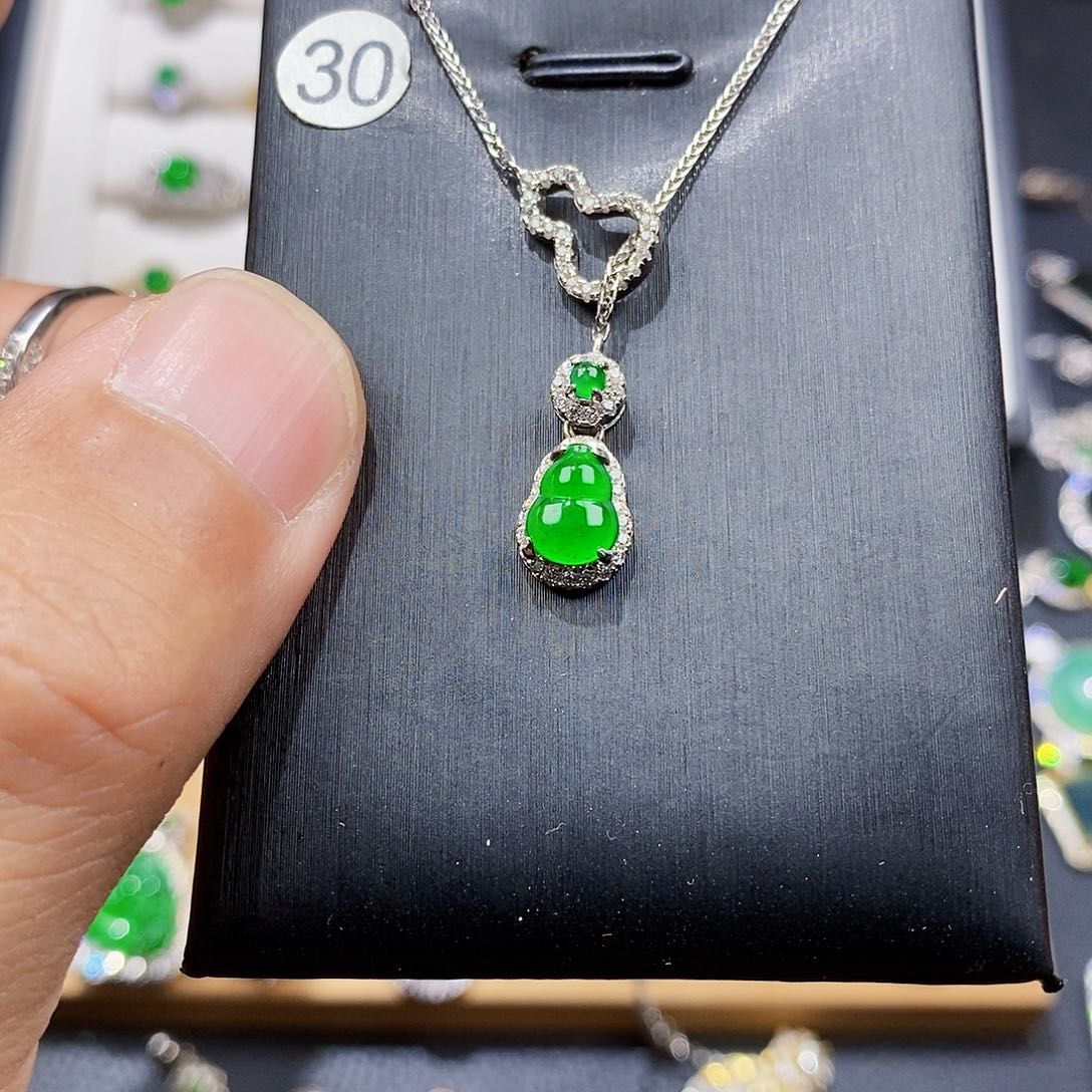 颈饰银S925镶嵌翡翠w w