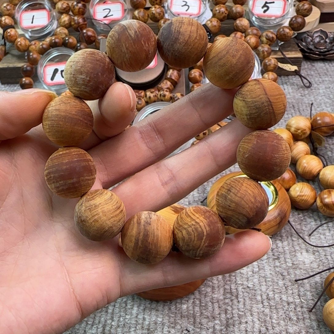 柏木（崖柏）2.0高透光毛珠过手留香