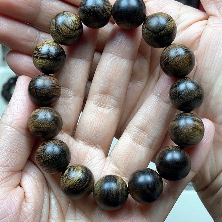 沉香手串老*星越南芽庄白奇楠虎斑纹