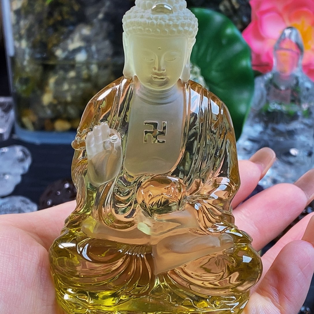 颈饰未镶嵌水晶吊坠