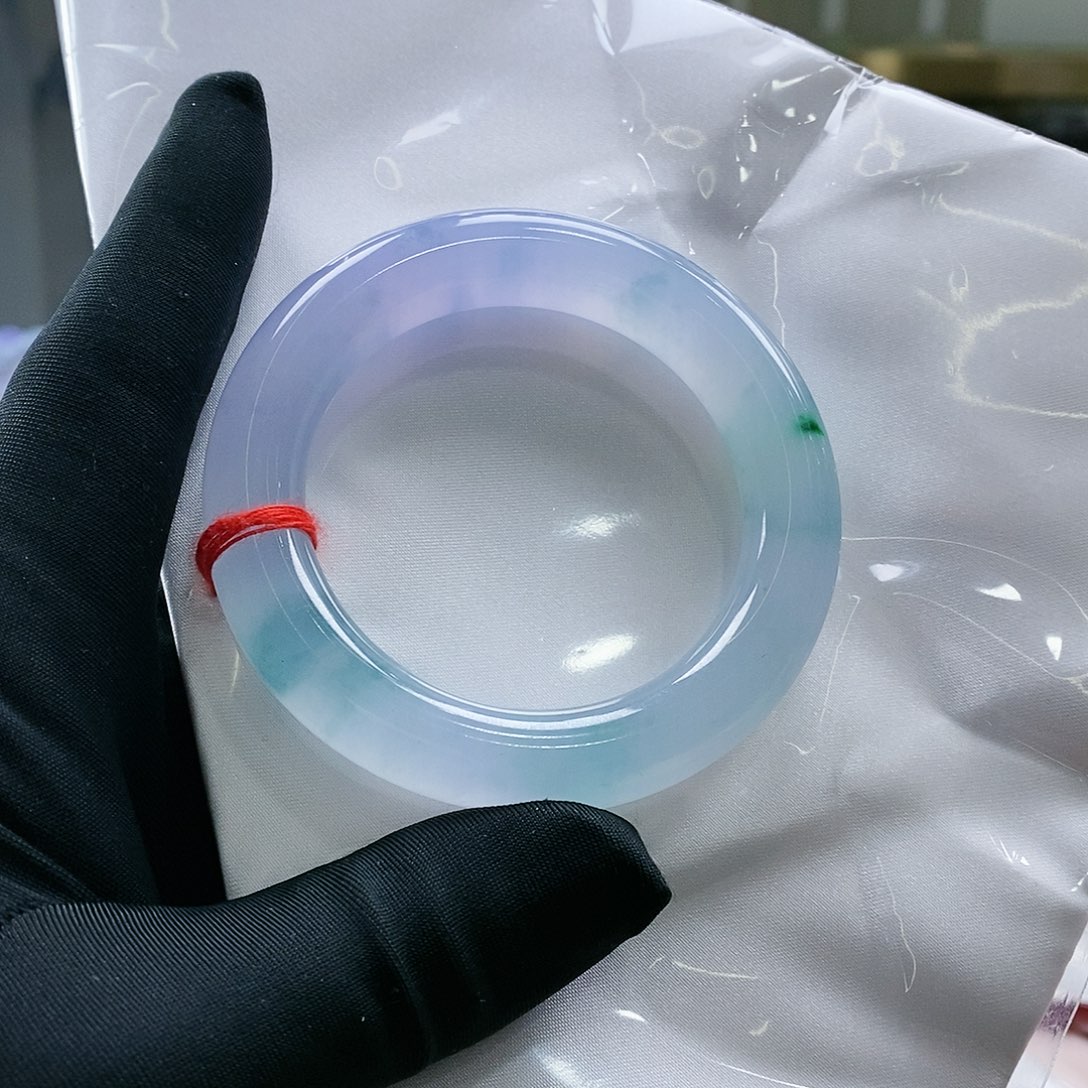 【闪购商品】翡翠手镯未镶嵌梦幻春彩