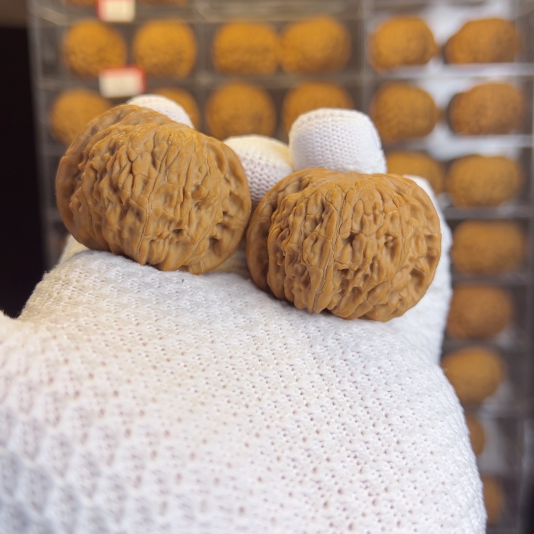 文玩核桃吊坠磨盘