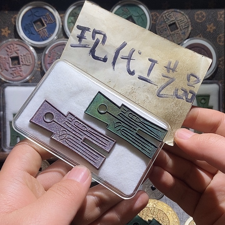 铜现代翻砂制作工艺品