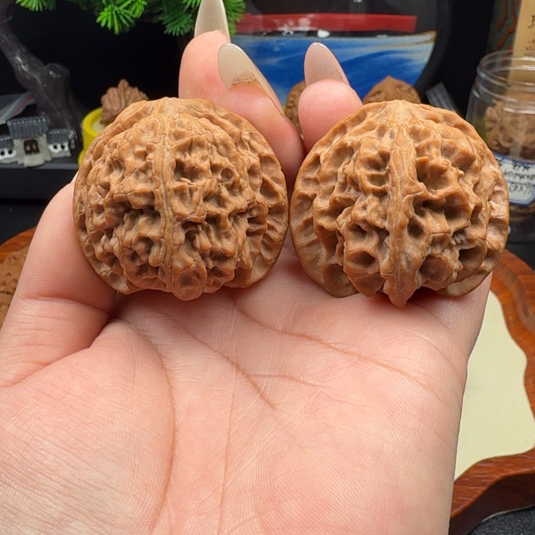 吊坠文玩核桃44苹果园