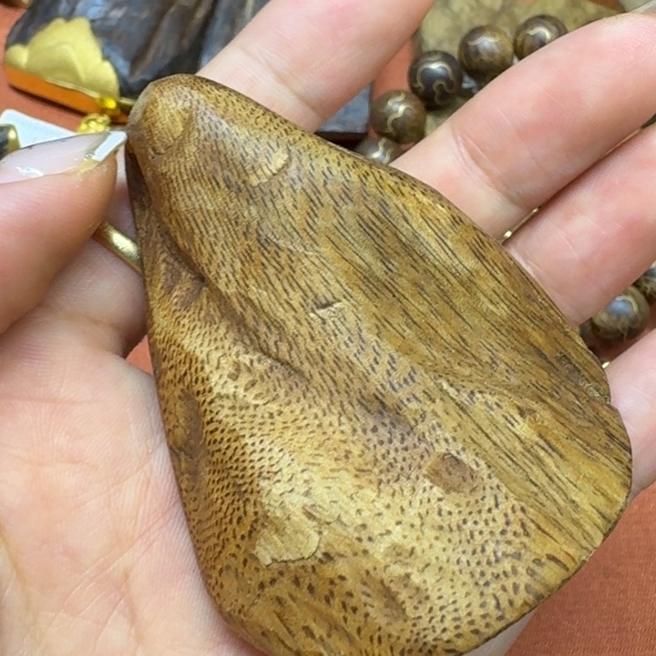 大叶紫檀（黑酸枝木类）